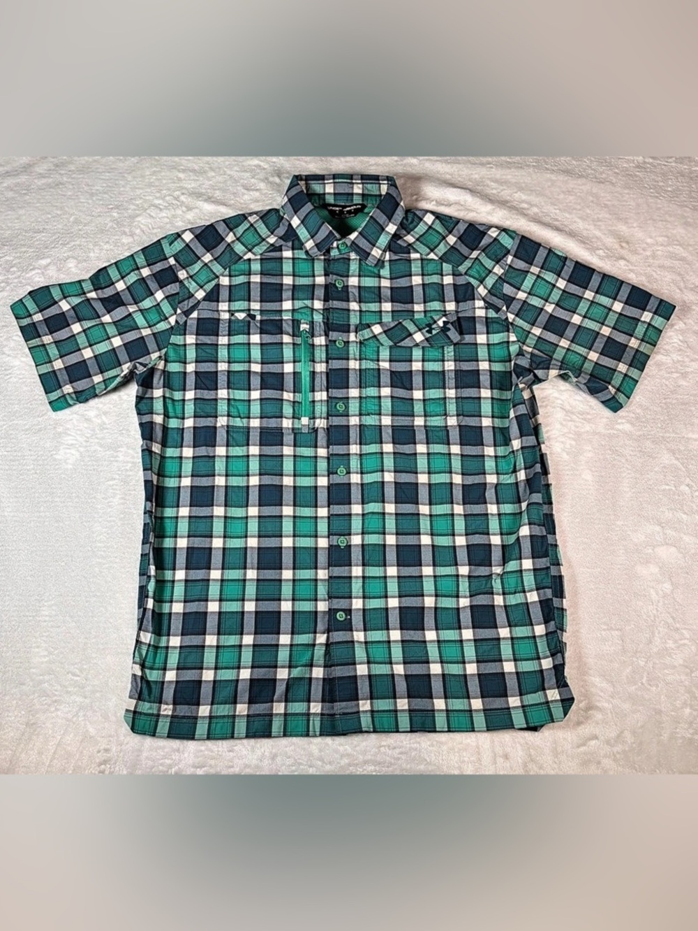 Under Armour HeatGear Plaid Performance Shirt Men M